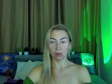 Chaturbate ay_kiss_jully  is Freechat  ay_kiss_jully — All goals completed!  Thanks to all tippers! # smile #new #nonude #shy #natural #feet #muscle # fit #