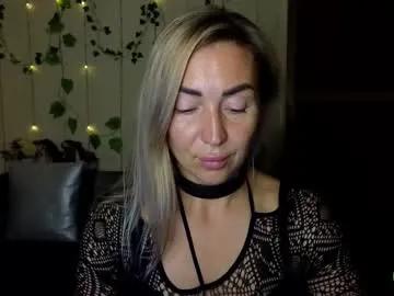 Freechat ay_kiss_jully on Chaturbate