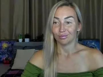 Freechat ay_kiss_jully on Chaturbate