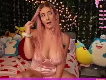 Freechat bellabearts on Chaturbate
