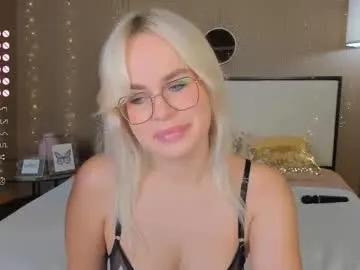 Freechat bellatip on Chaturbate