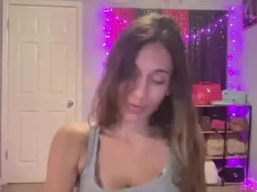 Freechat calibarbie24 on Chaturbate