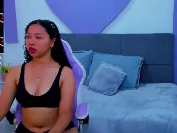 Avatar of candy_brunette_18