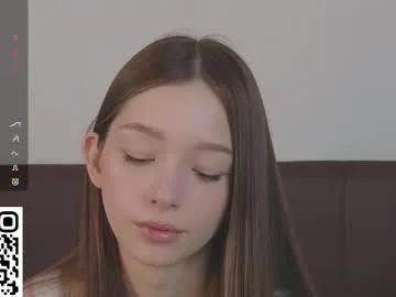 Freechat cherrymira on Chaturbate