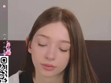 Freechat cherrymira on Chaturbate