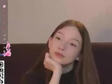 Freechat cherrymira on Chaturbate