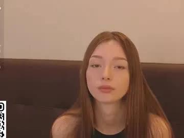 Freechat cherrymira on Chaturbate