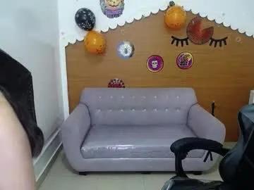 Freechat chinatsu_t on Chaturbate