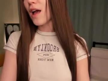 chloeees420 — GOAL: Lush inside in my wet pussy [140 tokens left] #skinny #smalltits #anal #feet #flexible