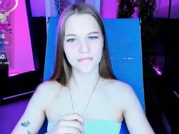 Freechat cutemousee on Chaturbate