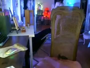 dixie_doll on Chaturbate 