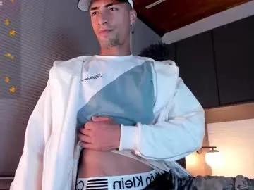 Freechat drakeneumann on Chaturbate