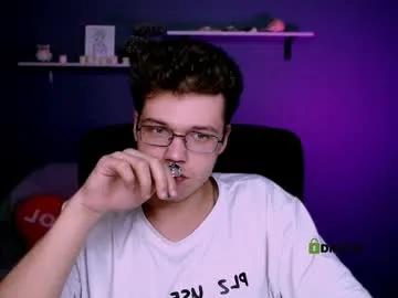 dylan_bold — GOAL: stand up and show outfit [20 tokens remaining] Welcome to my room! #C2C #18 #ebony #sph #teen