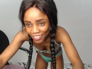 Freechat ellababy8 on Chaturbate