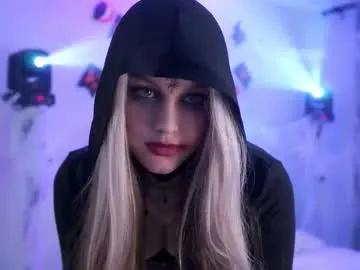 Chaturbate emmiemurray is Freechat emmiemurray —  g: show my outfit and guess who I am / Happy Halloween! Let's have some fun together, shall we? / Call me Aurora, I'm from Venice, I'm #18 y.o. Will you be my friend? #bigboobs #new #teen #blonde [5