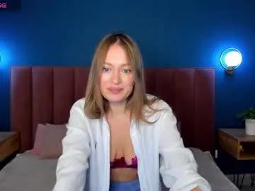 evelynpoole — flash nipples  close [31 tokens left] ready to be my guide? #smalltits #blonde #joi #milf #natural