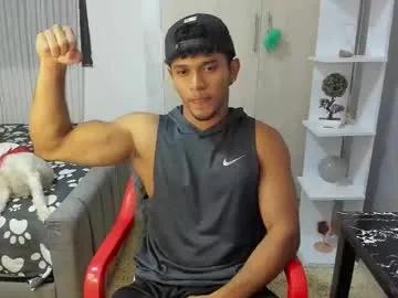 Chaturbate fox_evans  is Freechat  fox_evans — ! GOAL for cum in my abd 1000 tk #19 #cum #bigcock #muscle #latino !!!