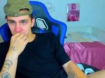Freechat frank_mooree on Chaturbate