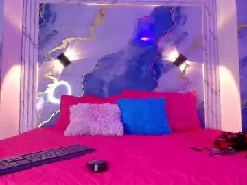 girls_from_medellin — Oil show #anal #squirt #lesbian #latina #18 [728 tokens remaining]