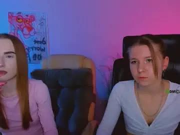 gloria_bubble — GOAL: grope breasts [250 tokens remaining] Welcome to my room!  #smalltits #pvt #nonude #lesbian #lovense