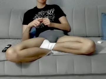 Chaturbate goldenboy_xxx69  is Freechat  goldenboy_xxx69 — Hi Ladies feel free to humilate or objectify me!! #humiliation #sph #cfnm #smalldick #fatpig #dadbod
