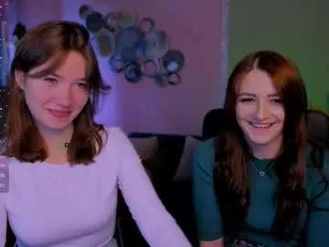 Freechat helli_belli on Chaturbate