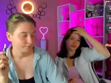 Freechat helli_belli on Chaturbate