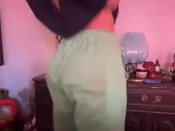 honeybun_z — Honeybun_z's room #blonde #natural #bigbooty