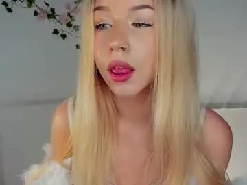 Freechat honneybunneey on Chaturbate