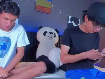 hott_boyz11 from Chaturbate is Freechat
