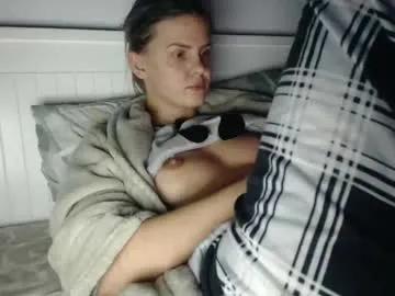 jessiexryan — Heyy guyssss, i m back online! try make it rain 111,222,333 to make me squirt! #squirt #anal #asian #aussie #new