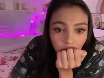 keirasworld model from Chaturbate