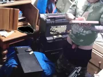 kinkybiguy14 on Chaturbate 