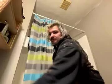 kinkybiguy14 on Chaturbate 