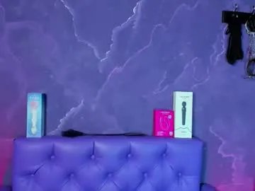 lili_milk20 on Chaturbate 