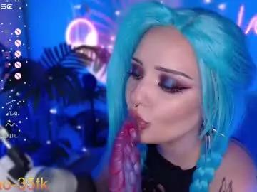 cam to cam wildness with Girls cam models. Watch the newest choice of nutty streams from our matured passionate cam models
