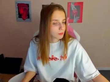 lina_reeds — sexy doggy [99 tokens left] #nonude #skinny #shy #18 #braces