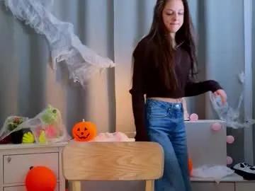 lisadalee — Goal: Touch me (touch my neck gently) FIRST TIME LOVENSE TODAY | Call me Lisa!  #shy #18 #new #teen #squirt [0 tokens remaining]