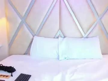 lisapalmerr — GOAL: SHOW TITS [39 tokens remaining] do u want make me cum honey?? #slave #bdsm #sexy #smalltits #spank