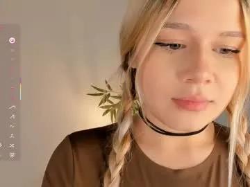 love_audirs6 — Goal: massage my boobs up close LUSH ACTIVE/ Hello my name is Eva! 25tk-Thumb up!! / #new #petite #blonde #lovense #young [33 tokens remaining]