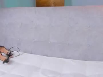 Freechat lucy__77 on Chaturbate