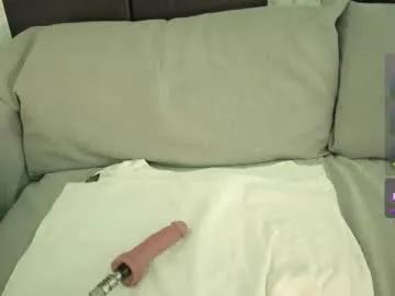Chaturbate lusciouslipsxx is Freechat lusciouslipsxx — Make me squirt for the 4th time? #squirt #fuckmachine #anal #ebony #asian