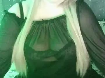 marina_smit — Heels on [6 tokens left] Hi, this is my first day, please support me #german #bigboobs #milf #new #blonde