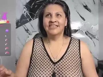 Freechat merlyna_goldens on Chaturbate