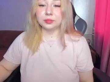 Chaturbate mila_foxxxy  is Freechat  mila_foxxxy — heyyy perv ;) #curvy #squirt #feed #bbw #lovense