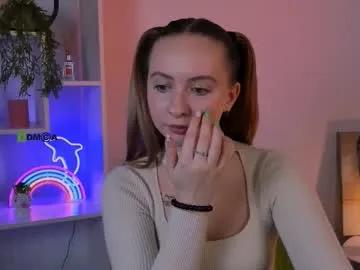 Freechat mila_glow on Chaturbate