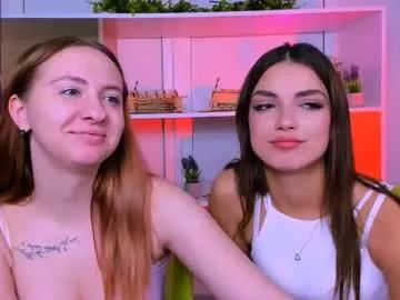 Freechat mila_glow on Chaturbate