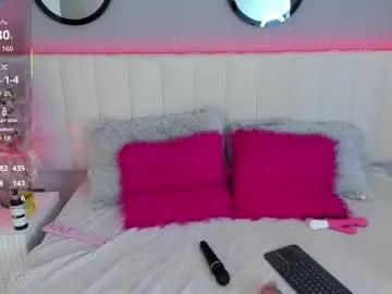 Freechat mila_hank on Chaturbate