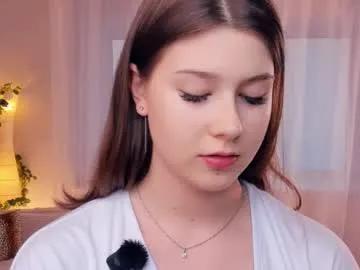 Freechat minditrelles on Chaturbate