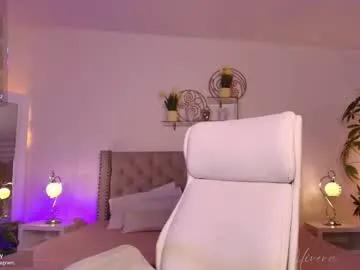 miss_sidney — Play tits [250 tokens left] special commands 7-23-33-  #latina #ebony #squirt #deepthroat #blowjob